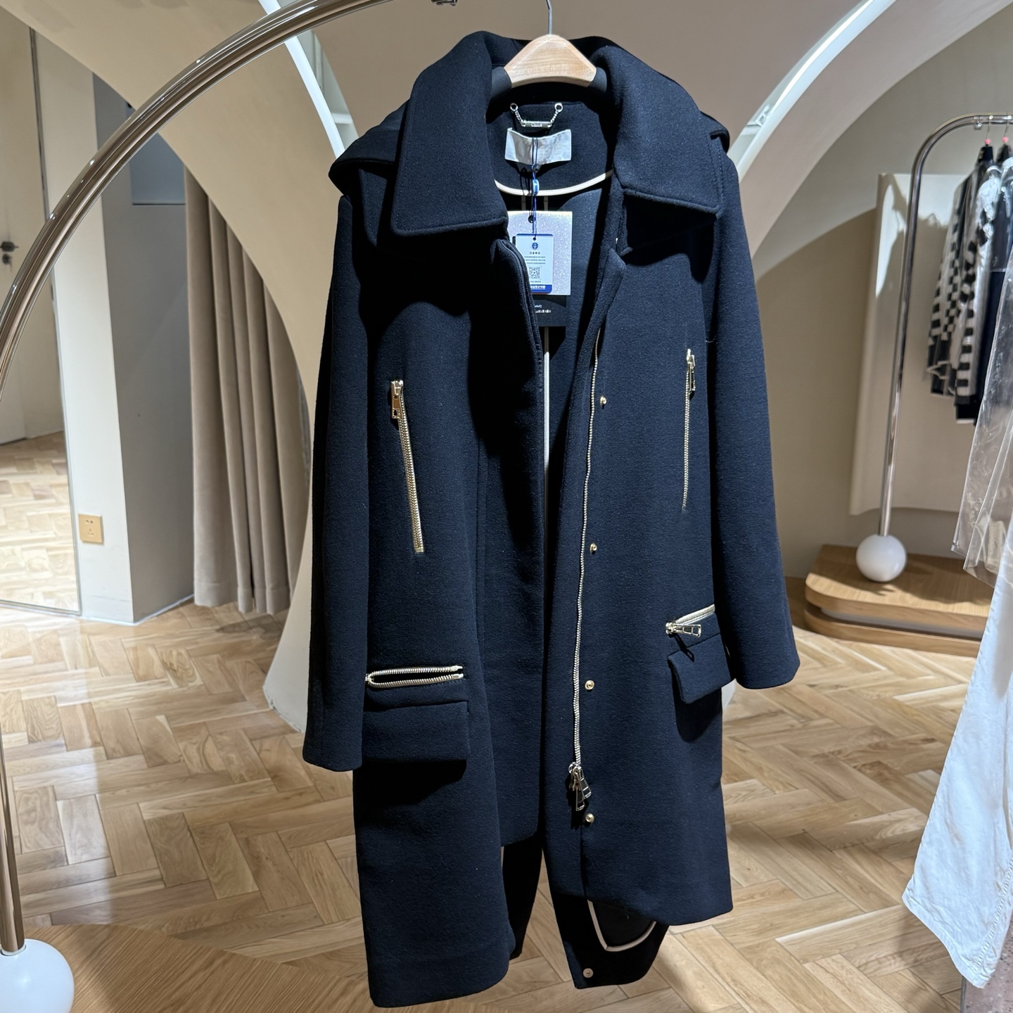 95新 Chloe/蔻依 黑色毛呢长款连帽外套 fr40