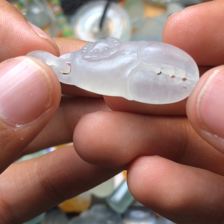 定制翡翠未镶嵌挂件