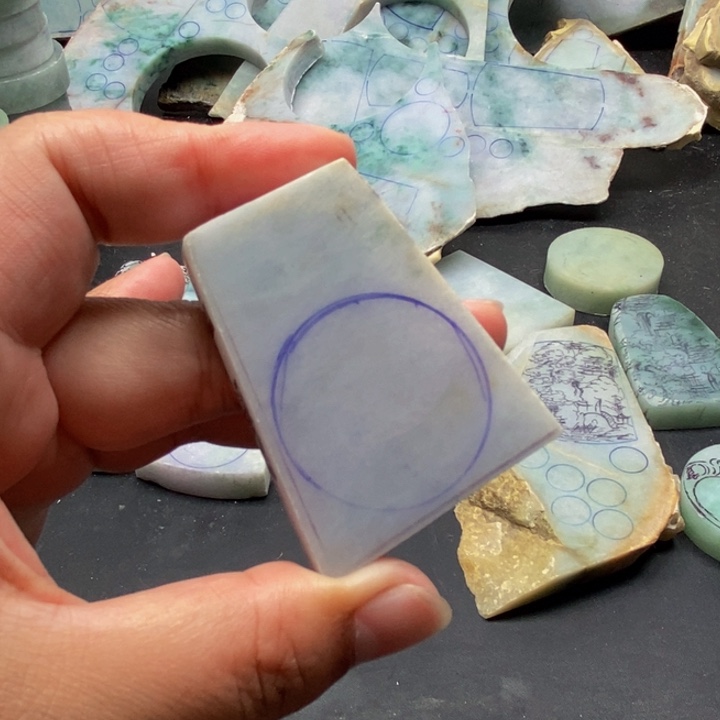 翡翠配石天然缅甸翡翠玉石