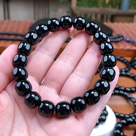 和田玉手串未镶嵌三*