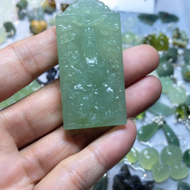 【闪购商品】蛇纹石玉挂件未镶嵌