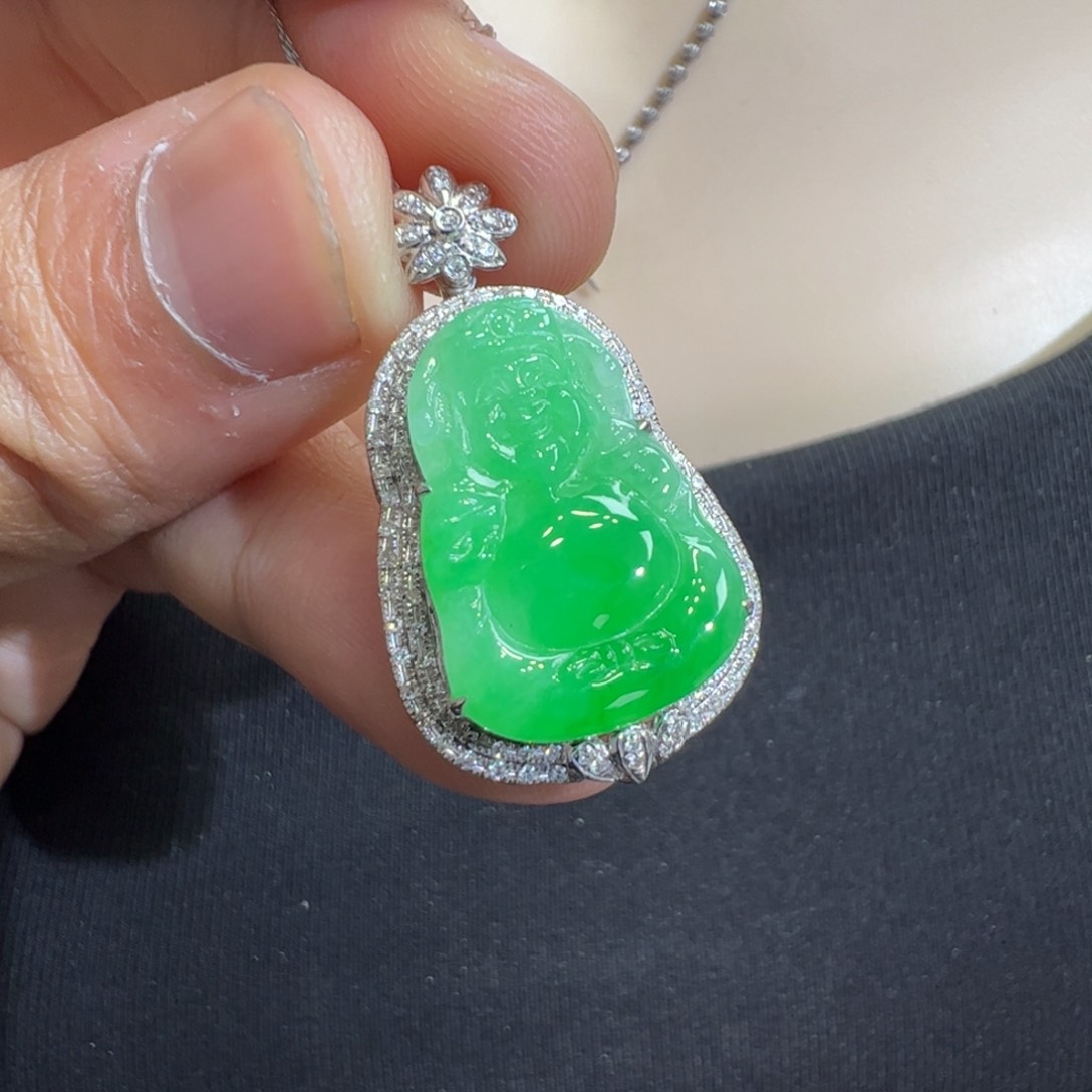 翡翠吊坠(不含链)18K金镶嵌