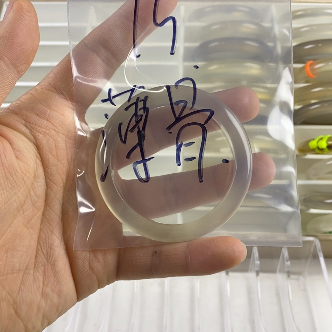 玛瑙/玉髓手镯未镶嵌薄*