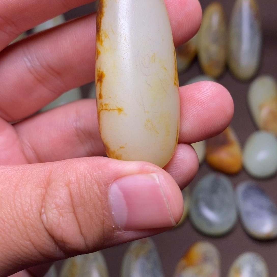 ****洒定制和田玉未镶嵌1