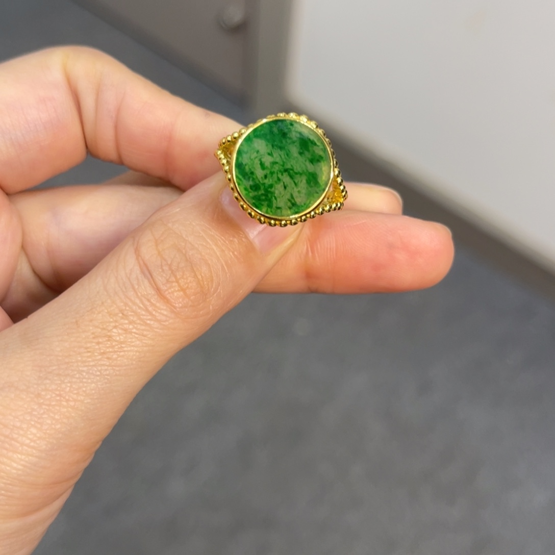 翡翠戒指未镶嵌戒指