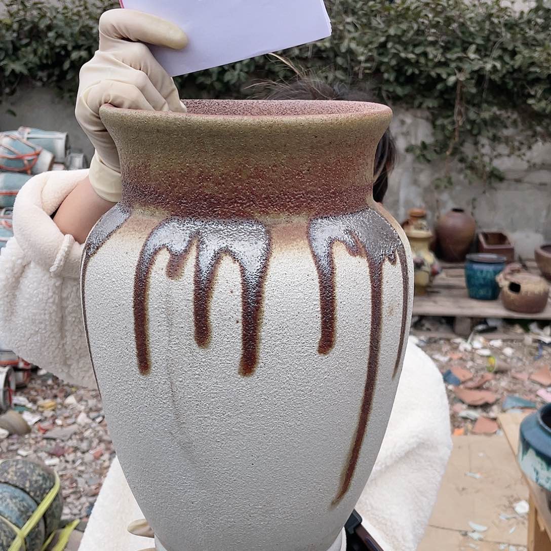 红陶王嫂花盆0125-93