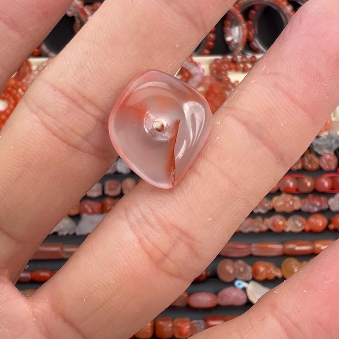 南红玛瑙未镶嵌颈饰藏扣