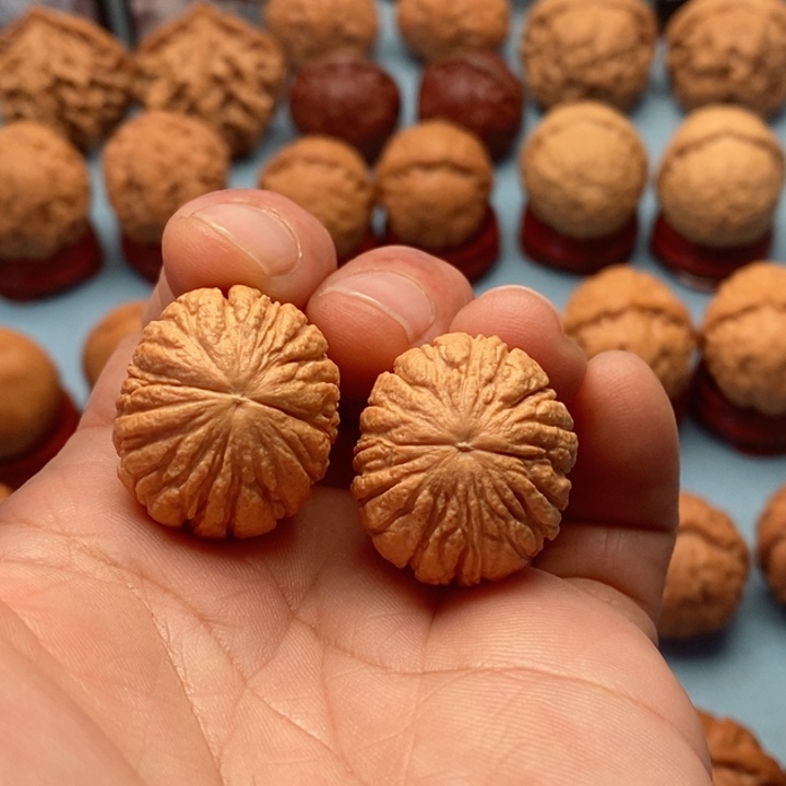 文玩核桃把件精品文玩手捻元