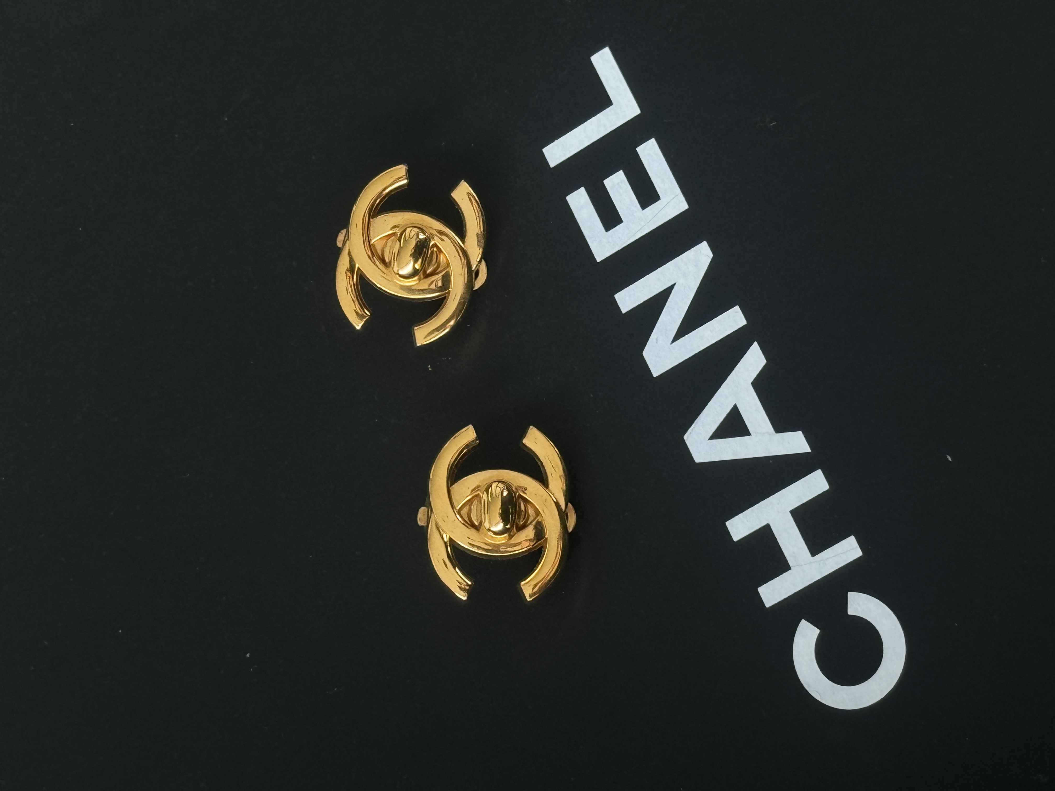 95新 Chanel/香奈儿 中古书包扣耳夹大号 10028834
