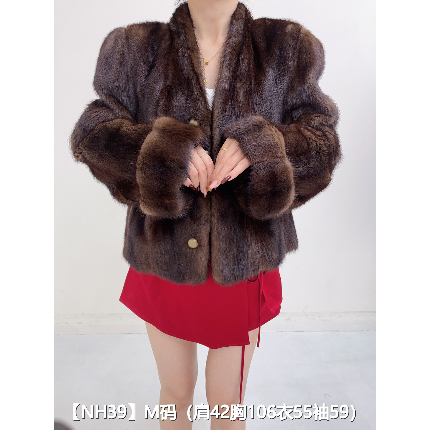 【NH39】M 老茶棕超短款整皮貂皮水貂大衣女 V领挽袖 08039