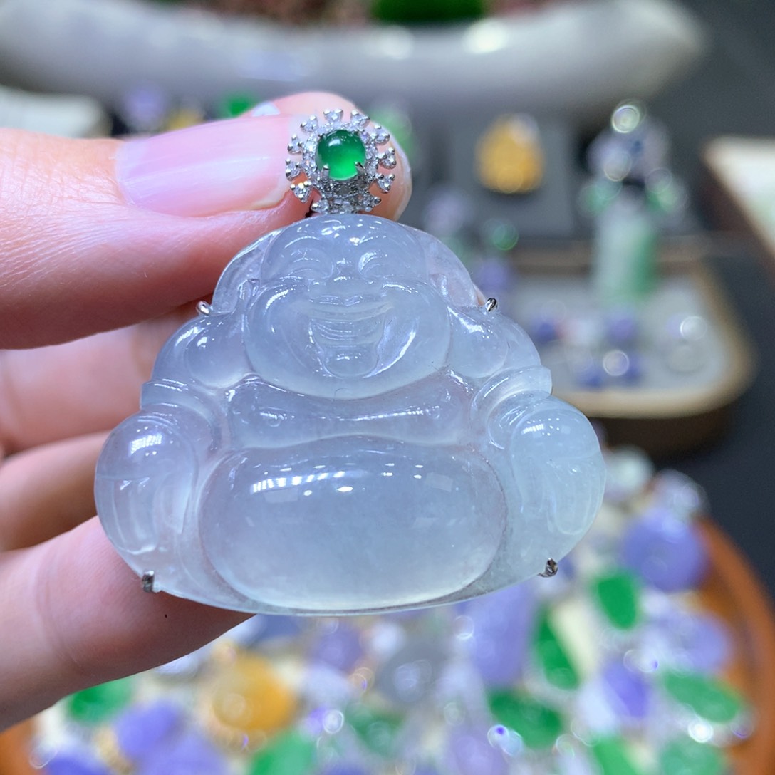 【闪购商品】翡翠颈饰18K金镶嵌翡翠吊坠项链