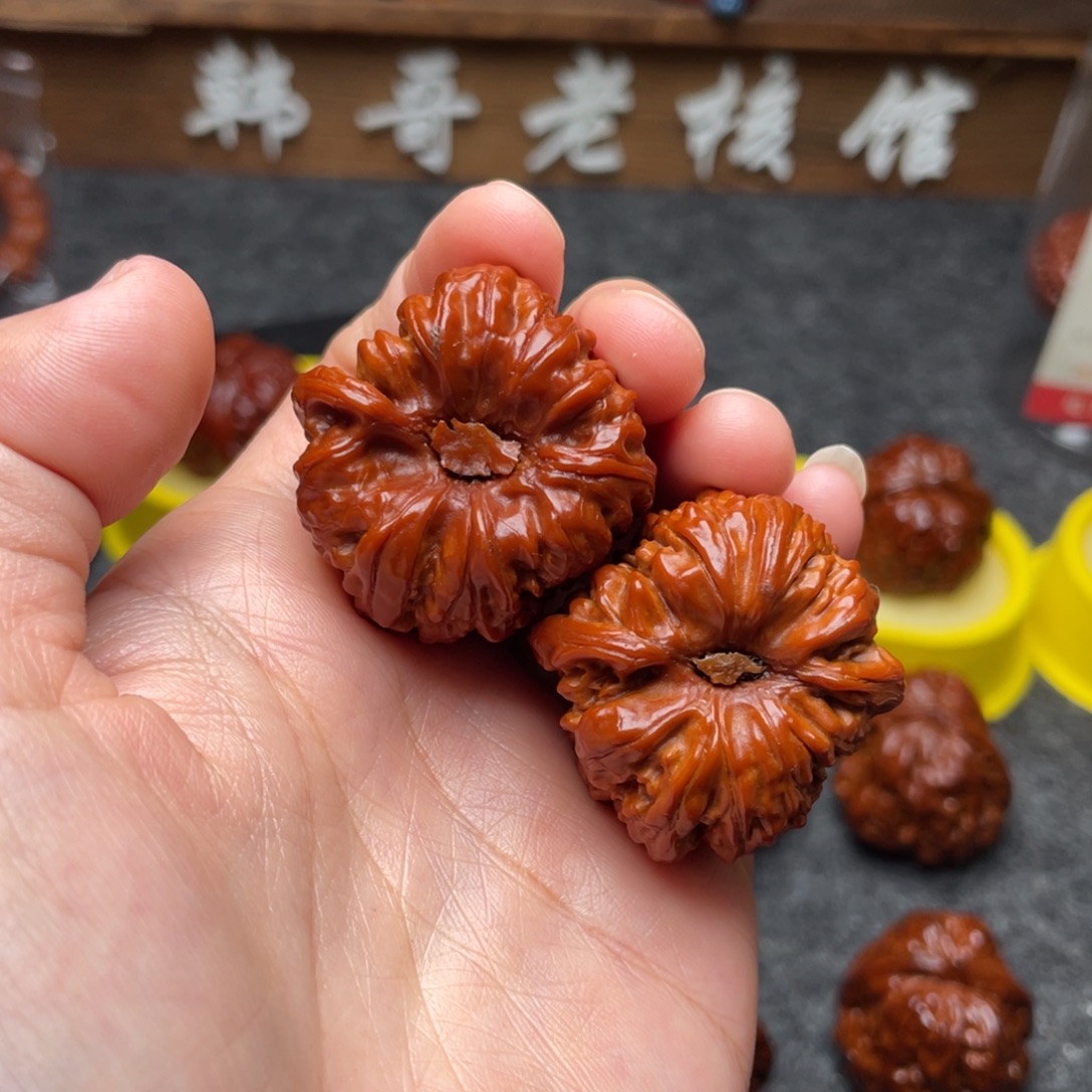 吊坠文玩核桃文玩核桃 手把件 大凹底 36