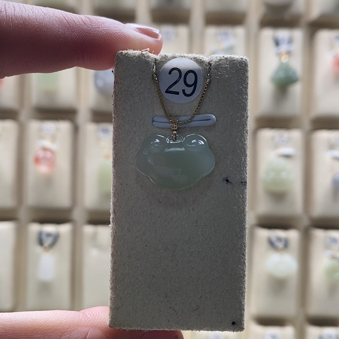 和田玉颈饰18K金镶嵌七*