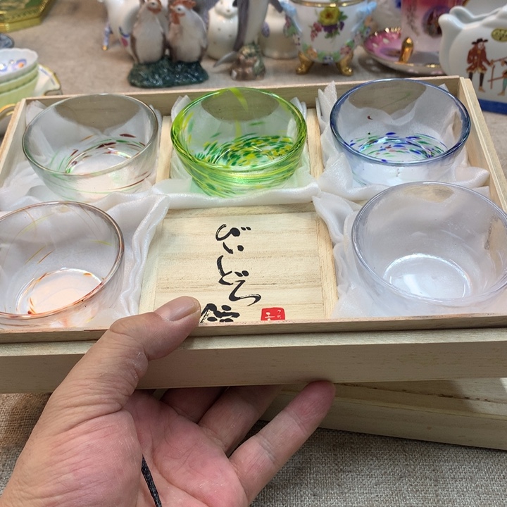 金瓷阁家的美丽瓷器