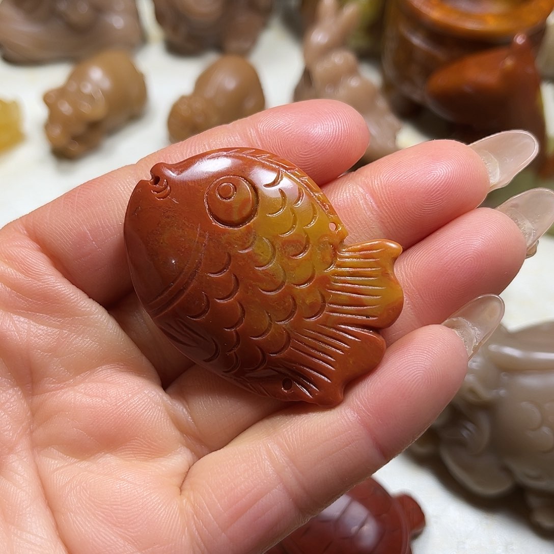 白玉菩提吊坠白玉菩提吊坠