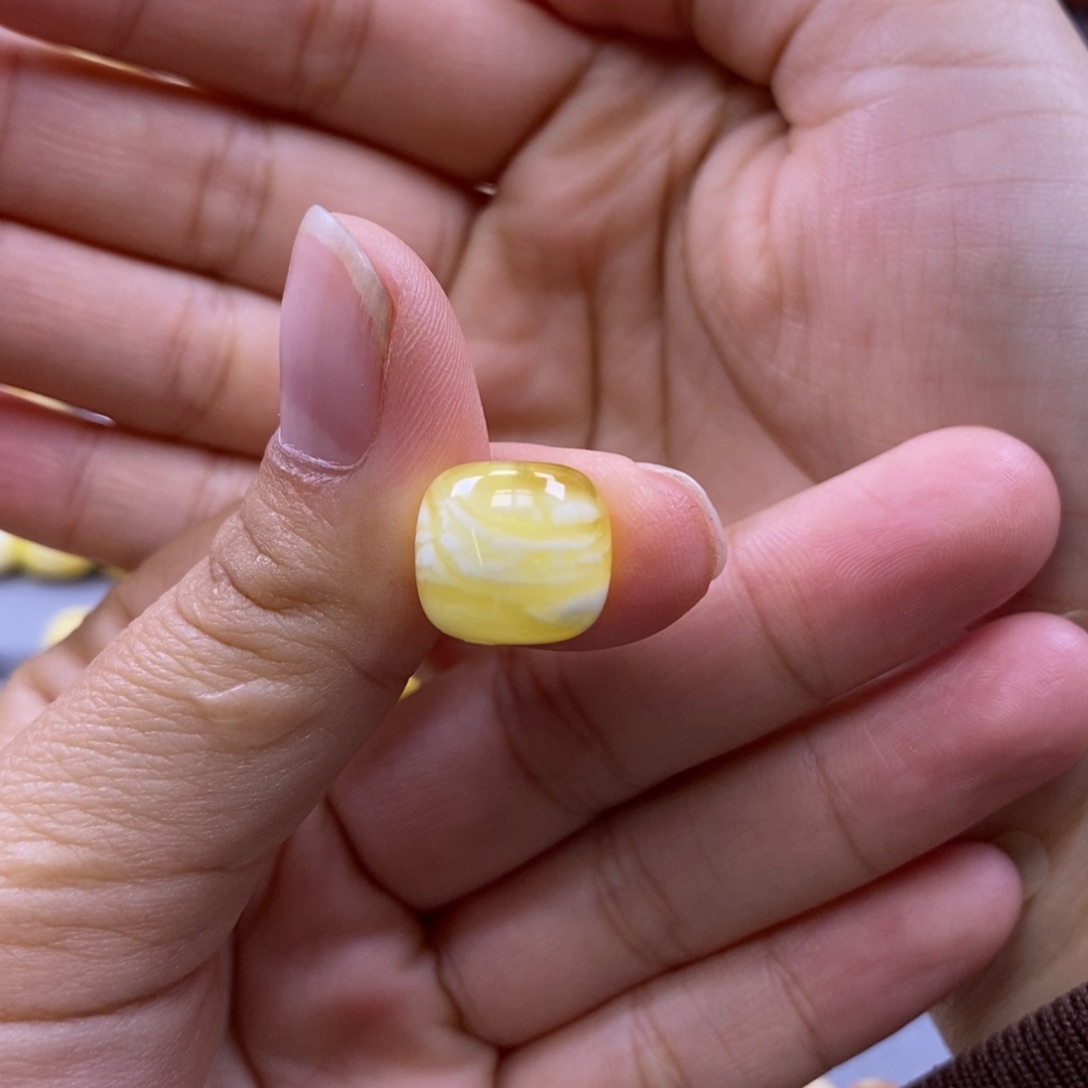 琥珀未镶嵌珠宝奇石13.0