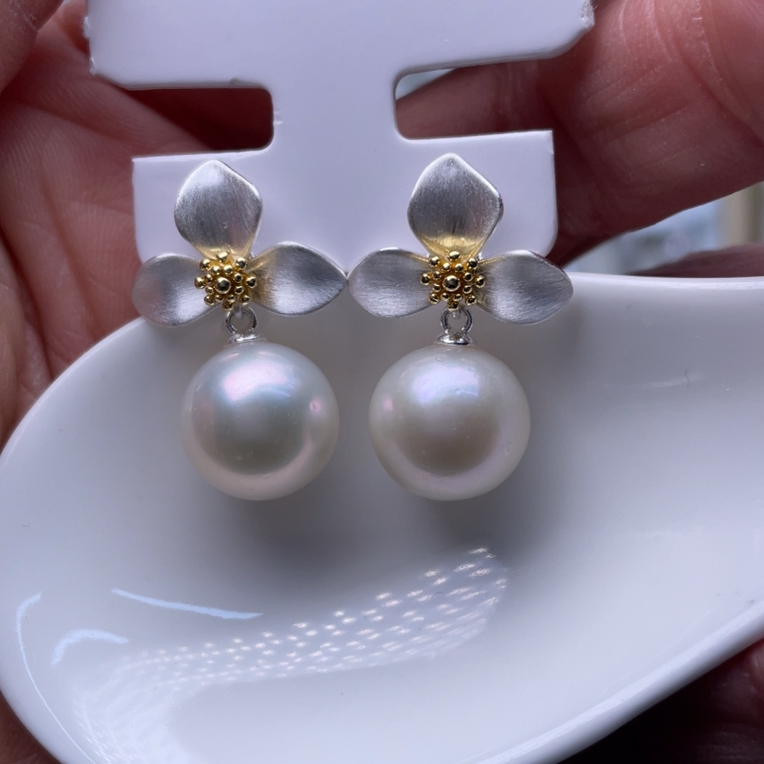 淡水珍珠未镶嵌耳饰
