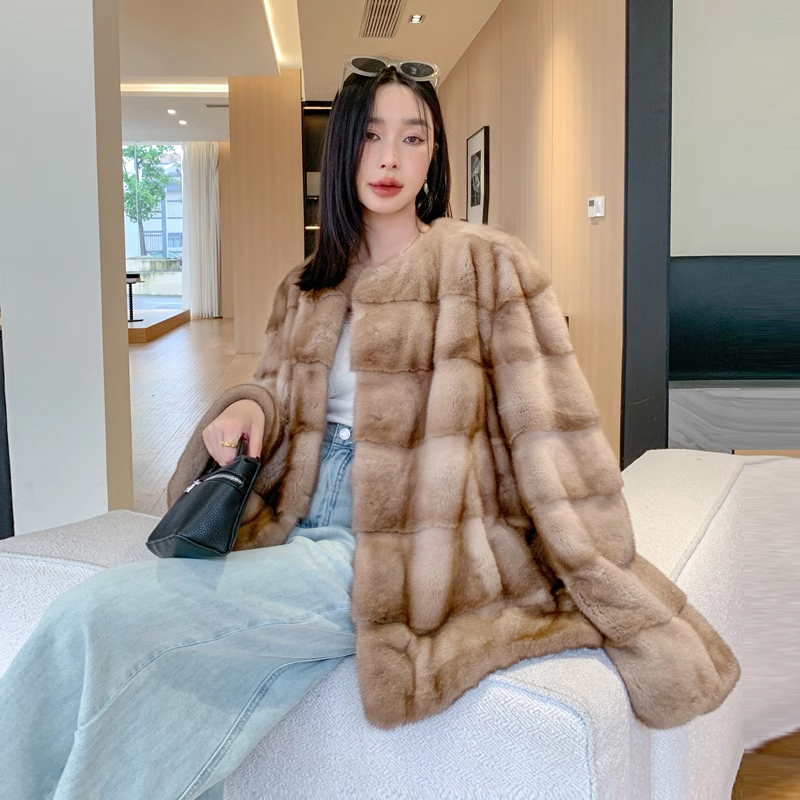 “古典时钟”进口天鹅绒水貂皮草外套貂皮大衣复古短款年轻ZD20Y024