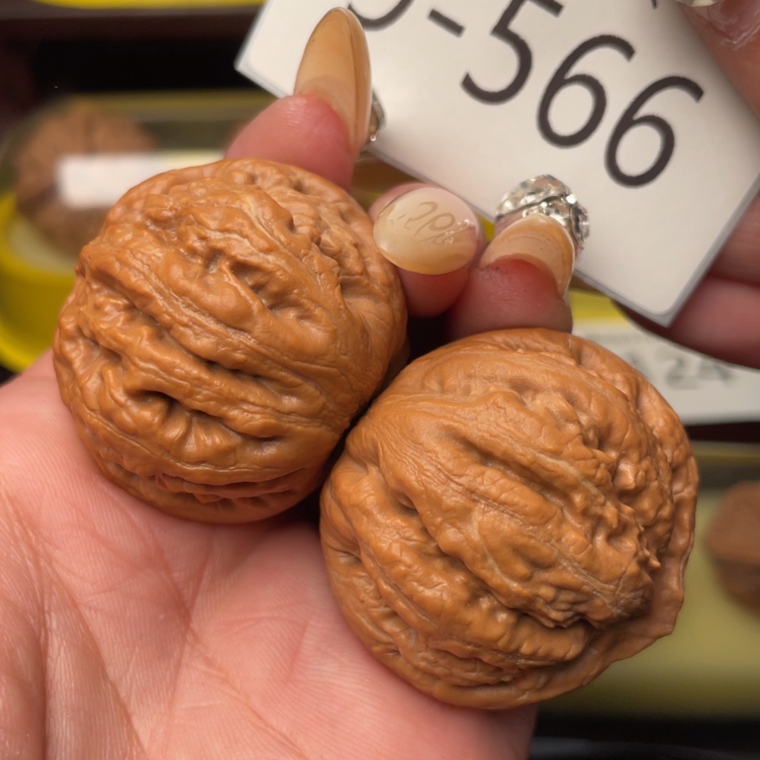 文玩核桃把件39全品粗筋霸王龙