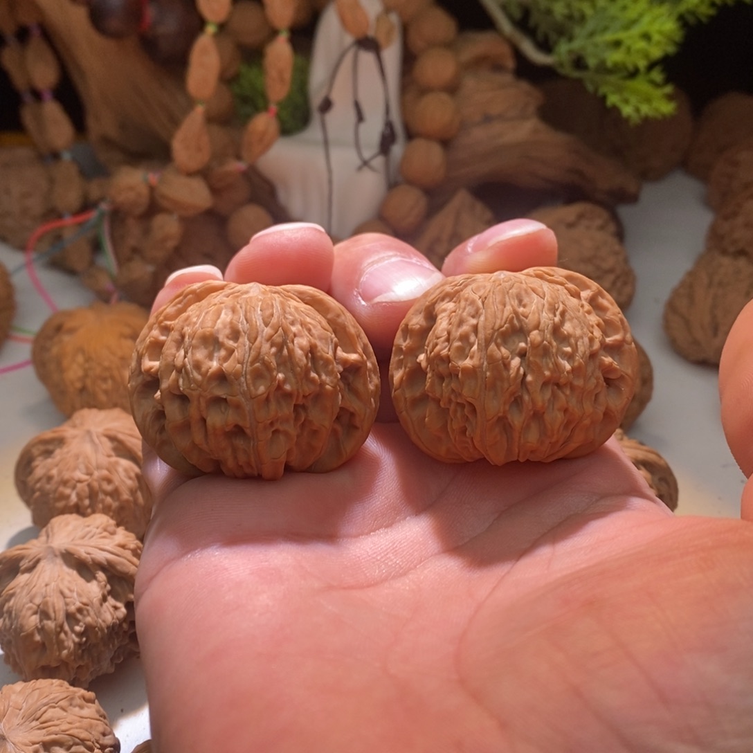 文玩核桃把件正磨43