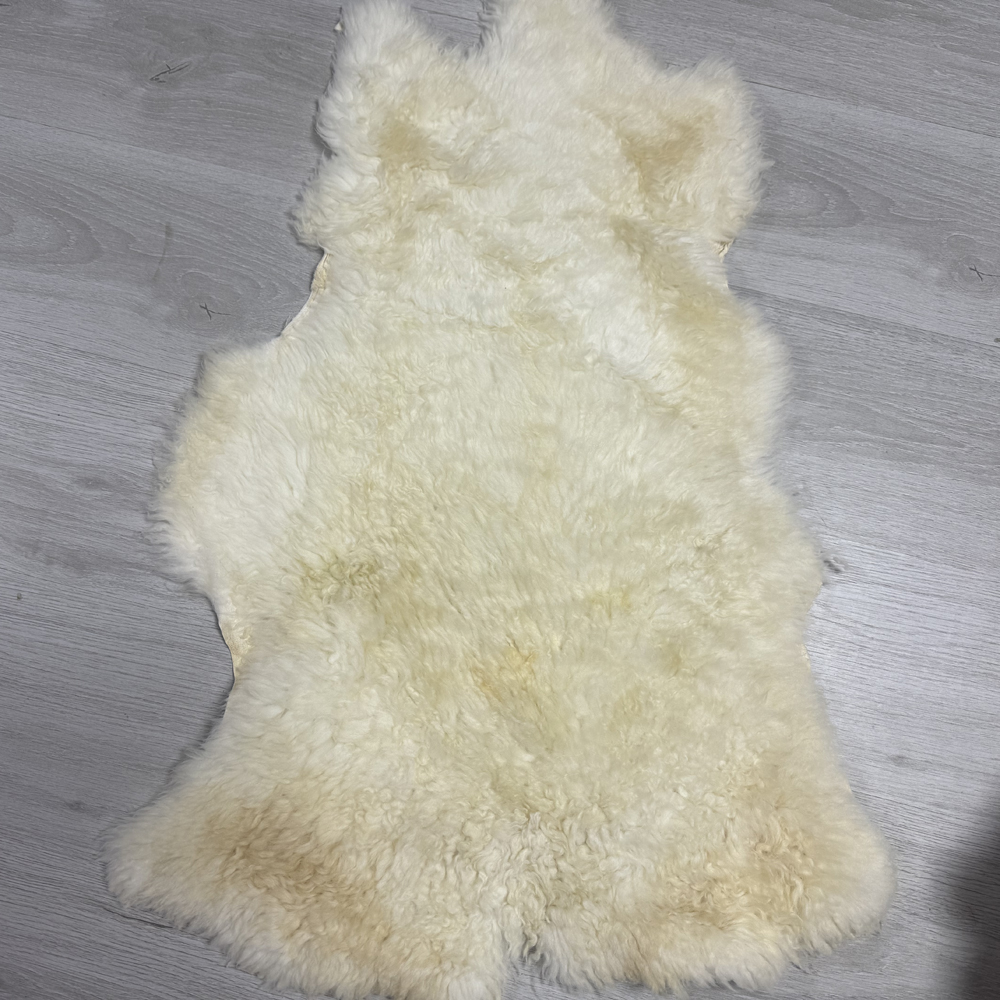 真羊皮皮毛一体整张羊皮面料猫咪垫子宠物保暖真皮垫子