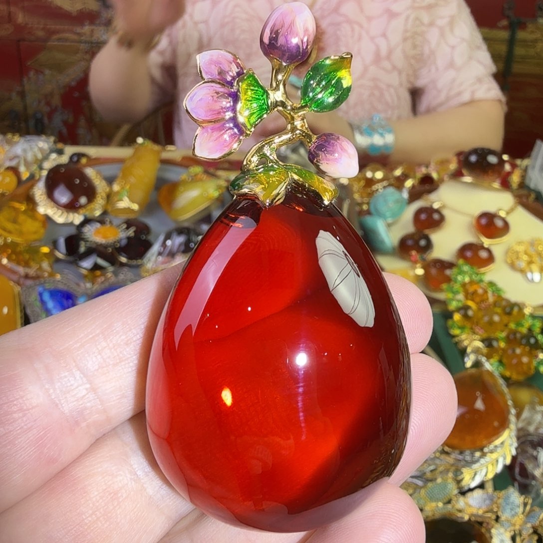 血珀银S925镀金镶嵌吊坠(赠链)