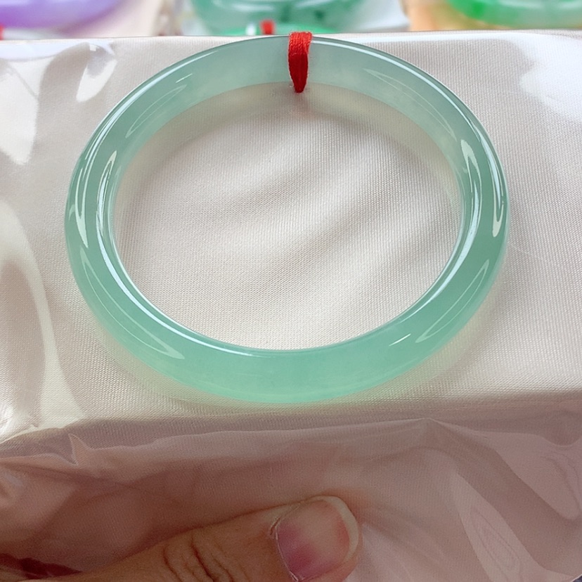 【闪购商品】翡翠手镯（圆镯）未镶嵌?**?小万战斗机A