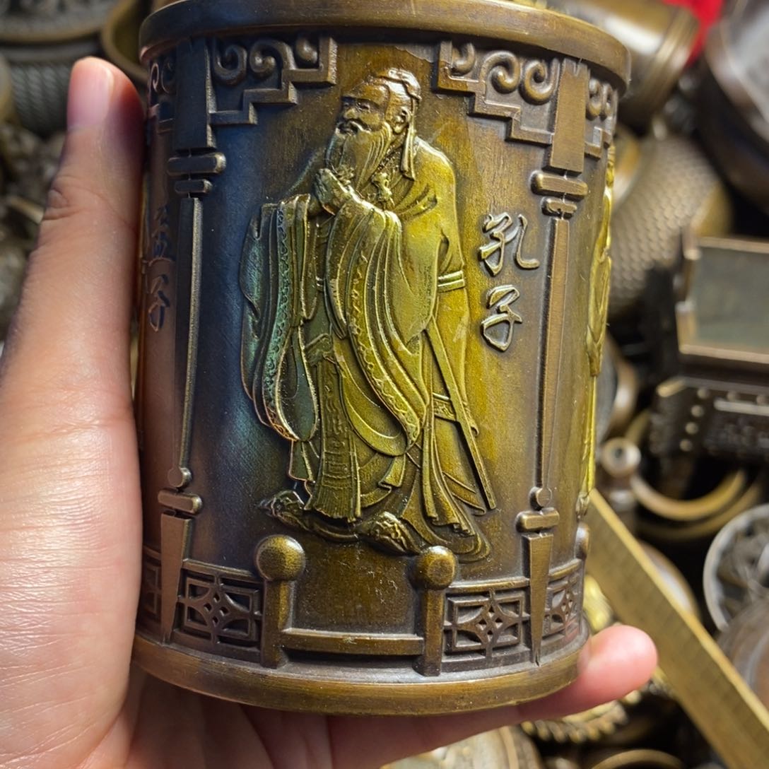 精美铜器做工精良