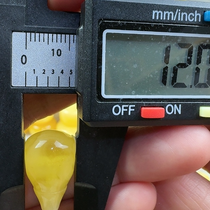 蜜蜡未镶嵌裸石21杂