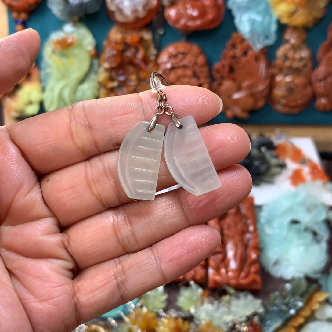 蛇纹石玉耳坠未镶嵌