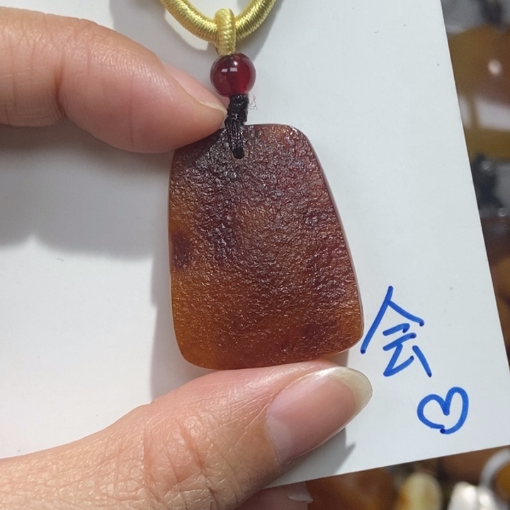 琥珀珠宝奇石未镶嵌