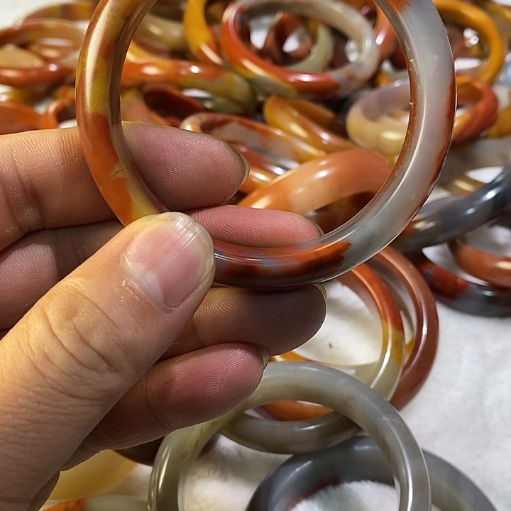 石英质玉（黄龙玉）未镶嵌手镯58圈口