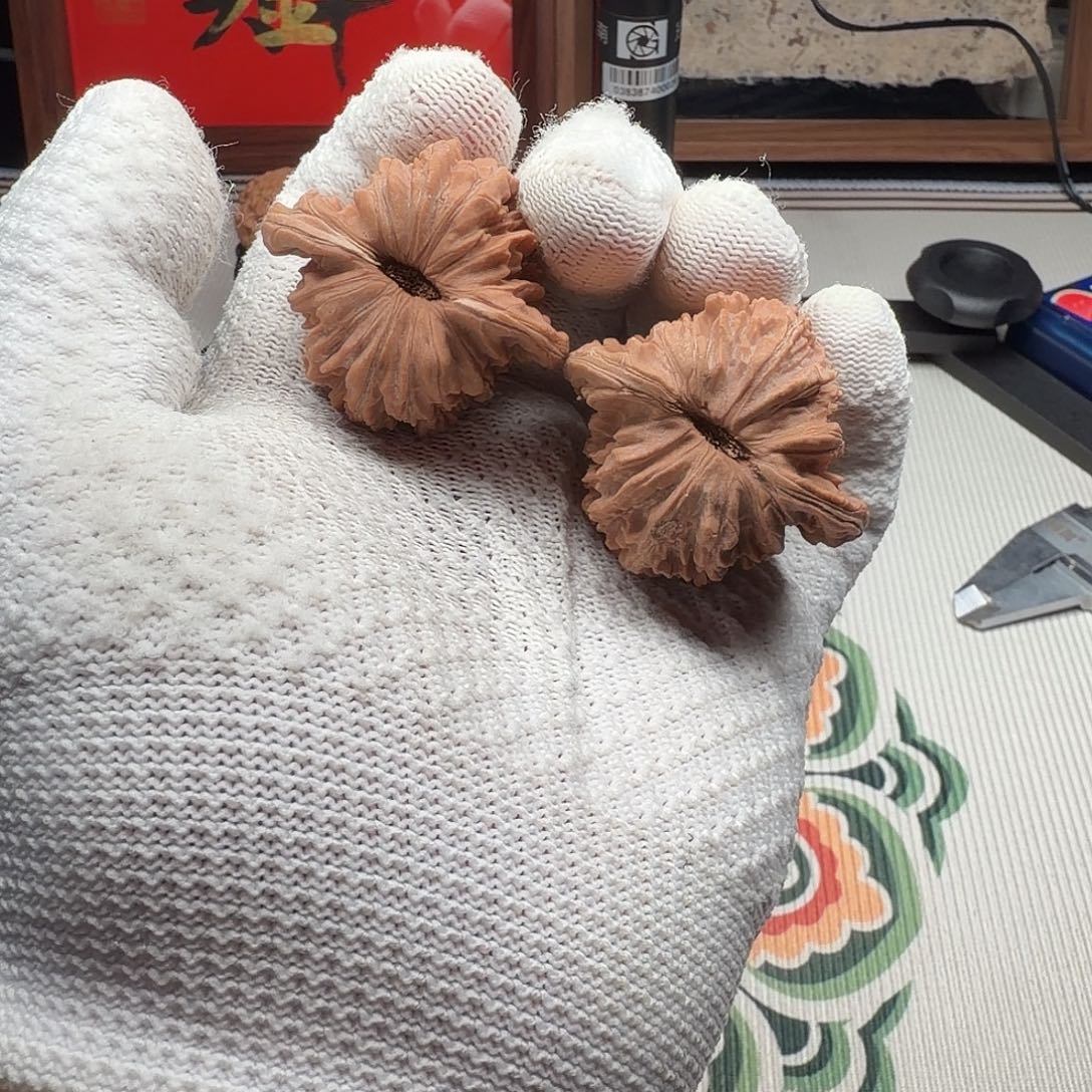 文玩核桃吊坠44楼子