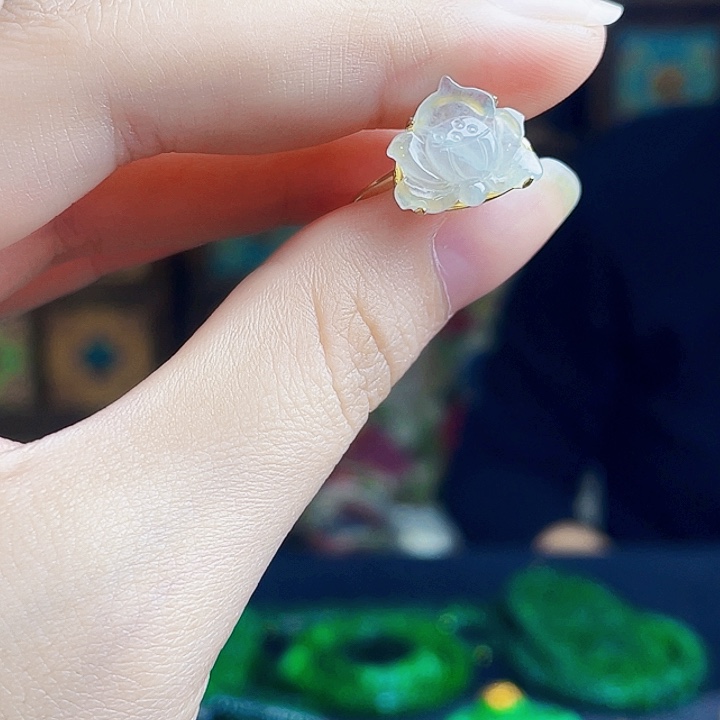 翡翠银S925镶嵌颈饰多样性
