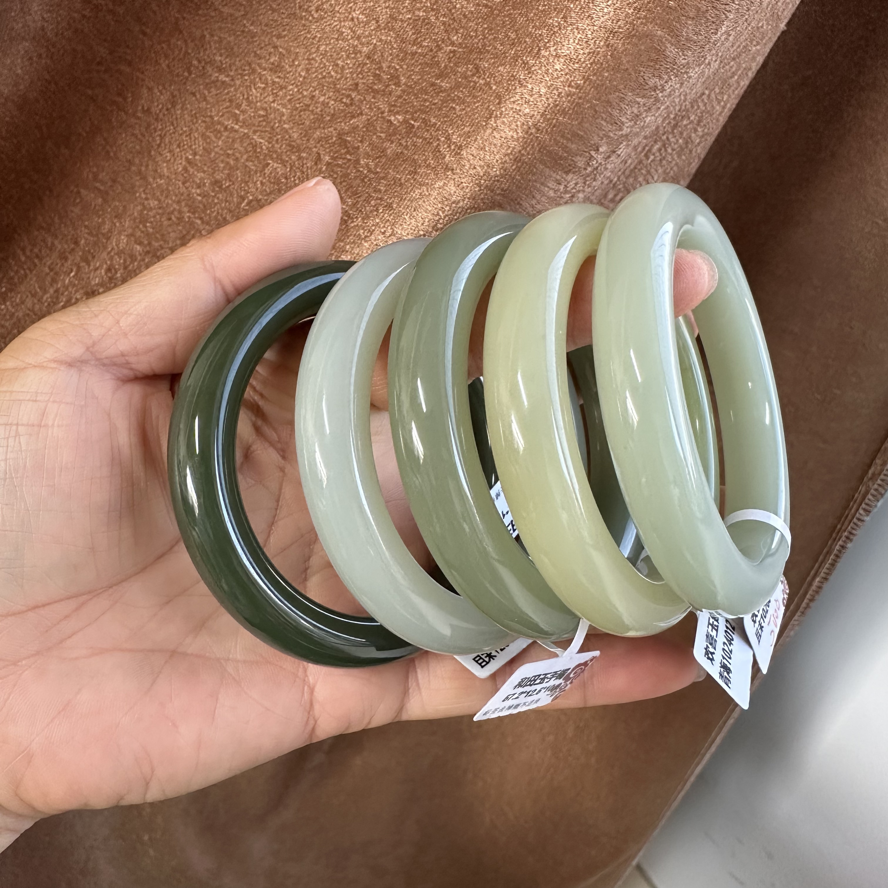 且末料手镯新疆和田玉多样性拍一发一条形颜色随机发货圈口50-63