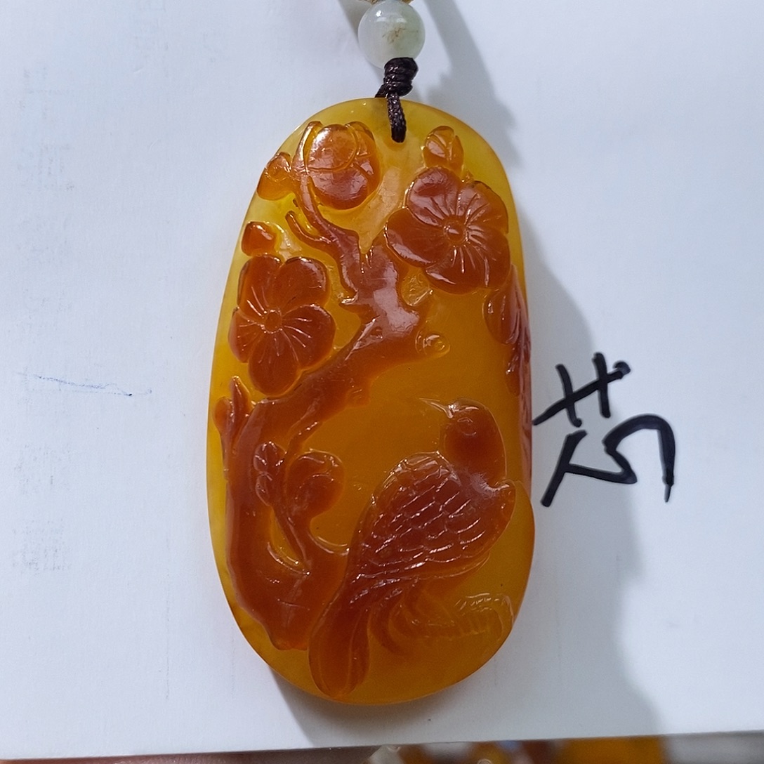 定制琥珀未镶嵌蜜蜡