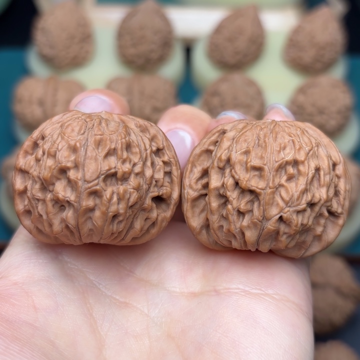 文玩核桃吊坠全品山地正磨