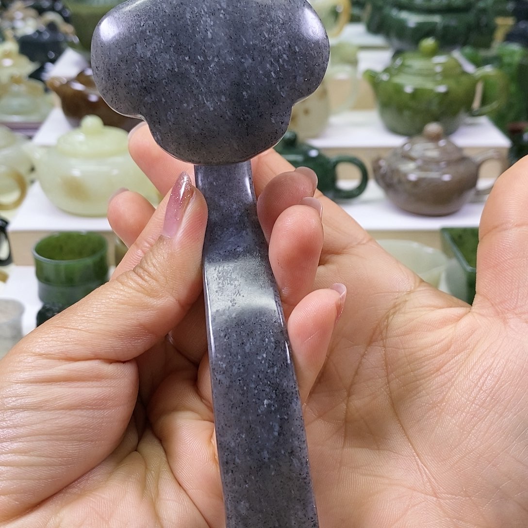 和田玉如意未镶嵌