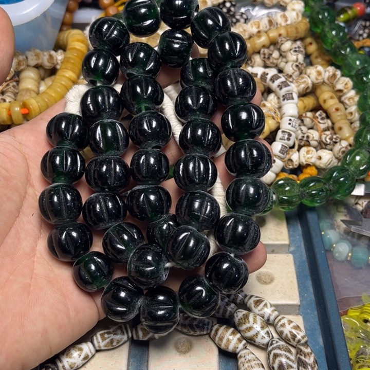 玻璃颈饰2686。进口琉璃251克