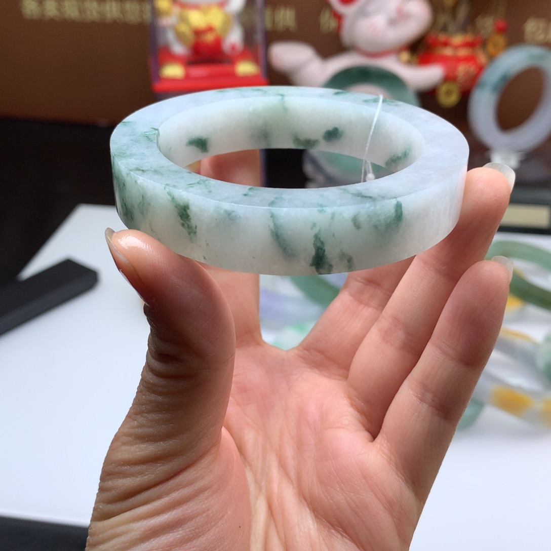 定制翡翠手镯未镶嵌