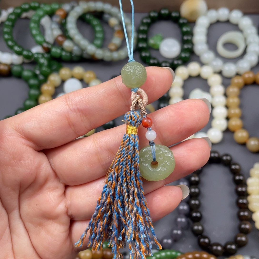 和田玉手串未镶嵌