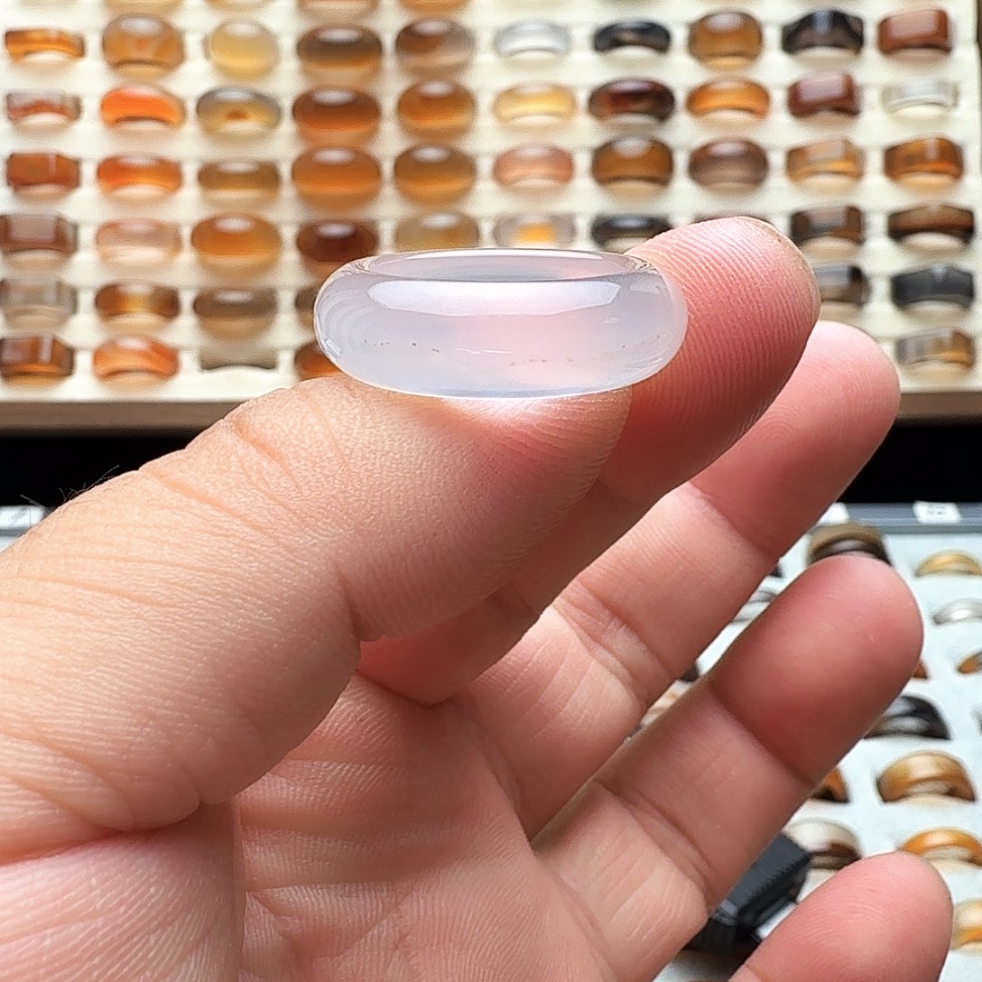 玛瑙/玉髓戒指未镶嵌20圈满圈沙腰缠万贯