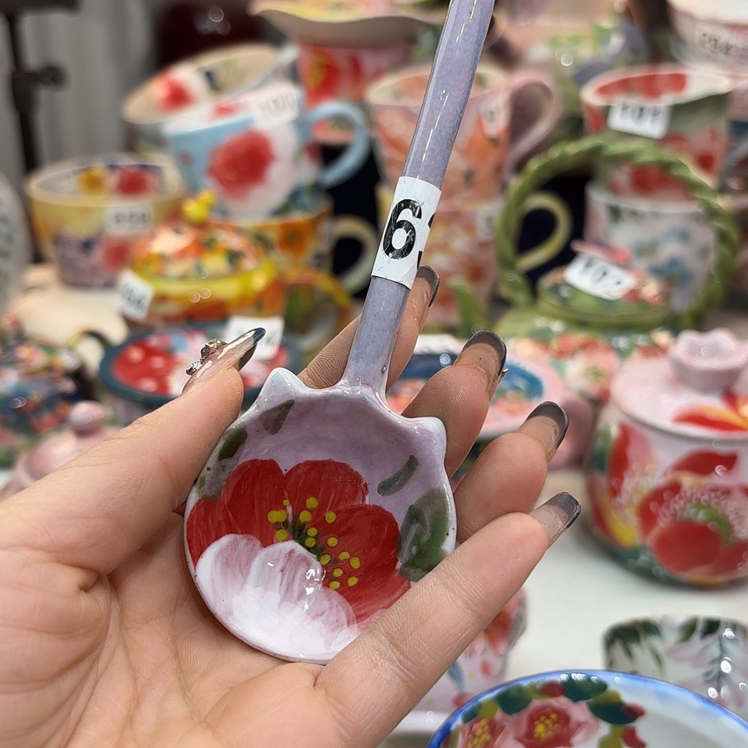 瓷片你也别多管他们什么