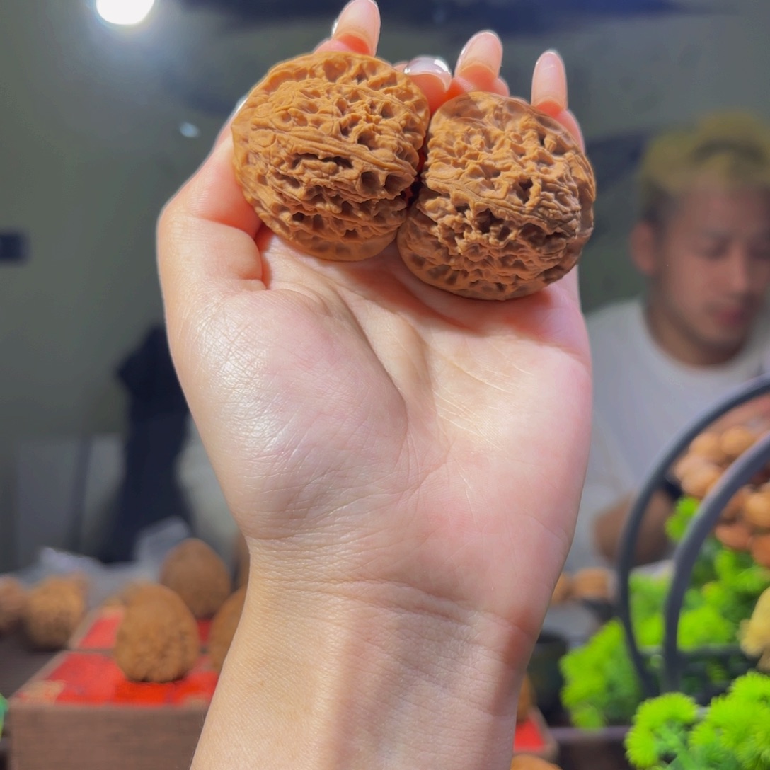 桃核把件42南疆石原生态