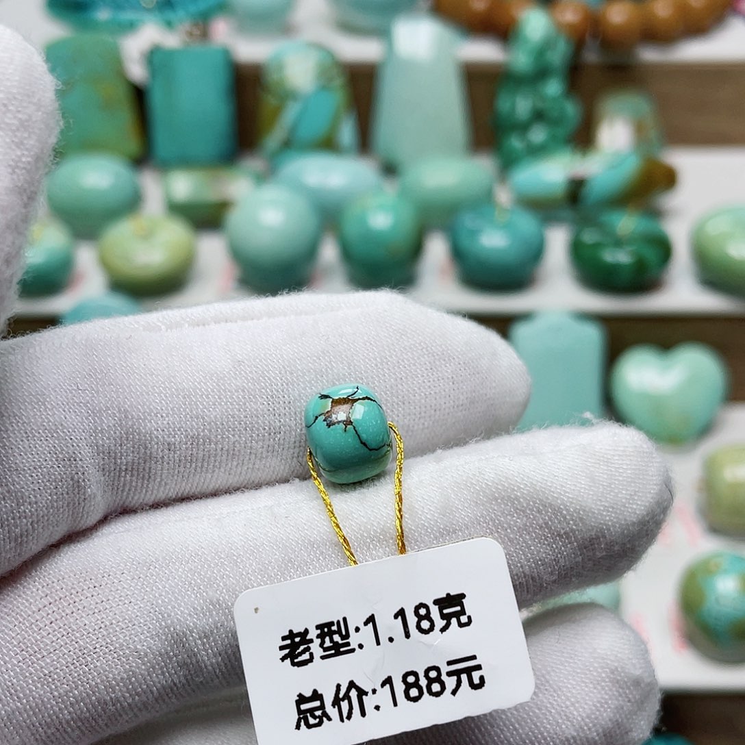 过***7绿松石未镶嵌珠宝奇石