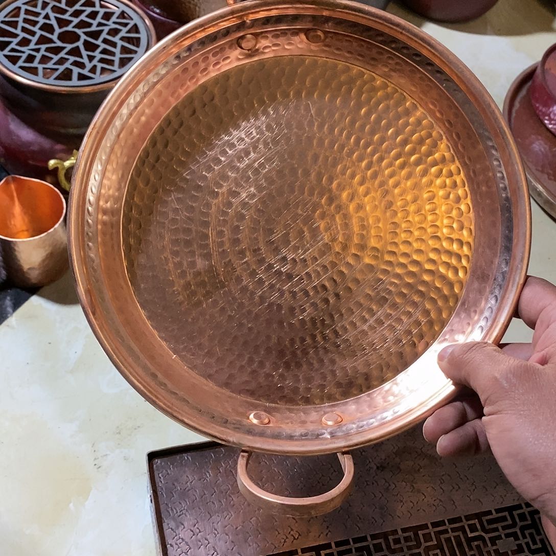 原色烤盘手工锻打工艺