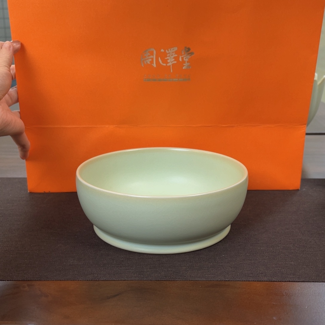 周泽堂汝瓷圆钵水盂