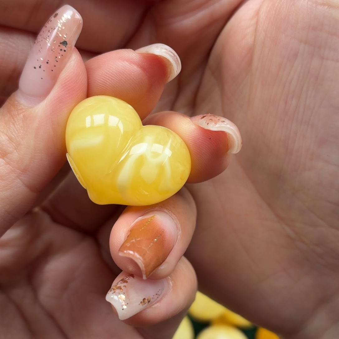 琥珀未镶嵌裸石蜜蜡