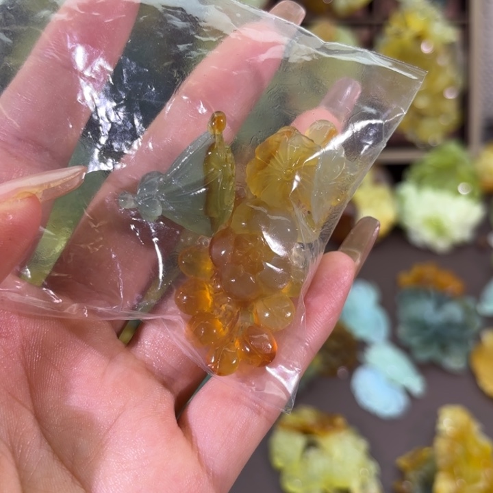 未镶嵌蛇纹石玉颈饰浮****佳