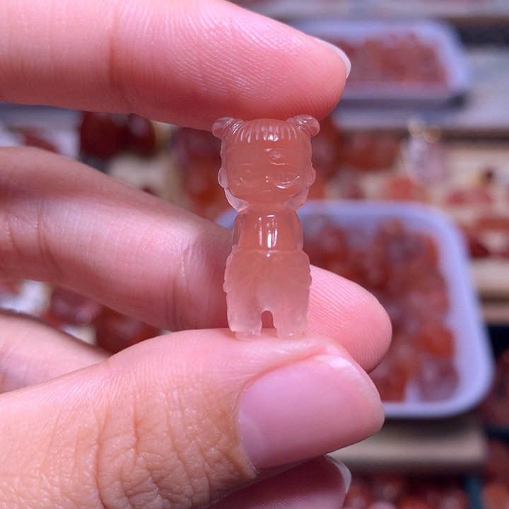 南红玛瑙未镶嵌珠宝半成品哪吒